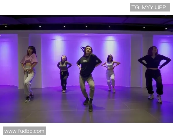 西安街舞队实力飙升引领潮流创新高展现街舞魅力与风采