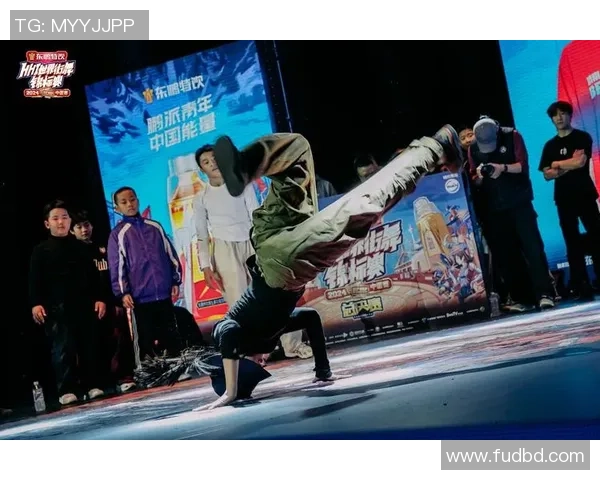 赛后复盘:西安街舞队与深圳街舞队默契配合的精彩瞬间分析